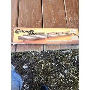 Vintage Custom Pro Professional Style Curling Brush New, In‎ Box Hong Kong 3/4"